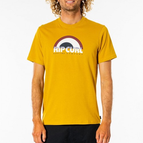 Camiseta Rip Curl Surf Revival Decal Tee Mustard